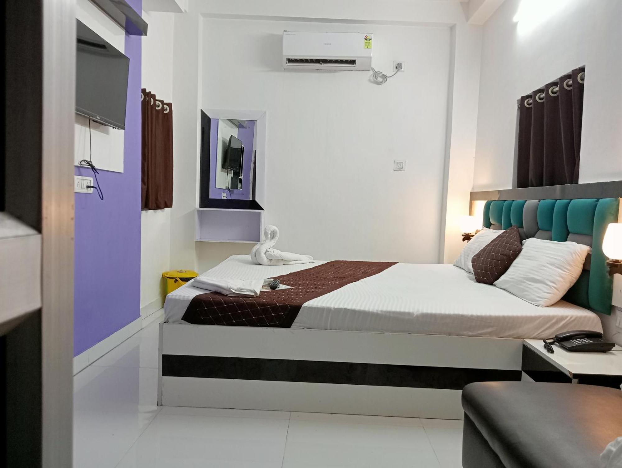 Hotel Green Leaf โกลกาตา ภายนอก รูปภาพ